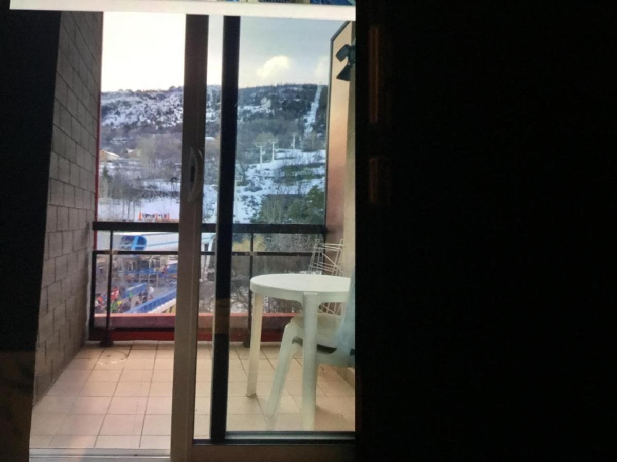Pied De Piste Avec Terrasse Et Casier A Ski Briançon 외부 사진